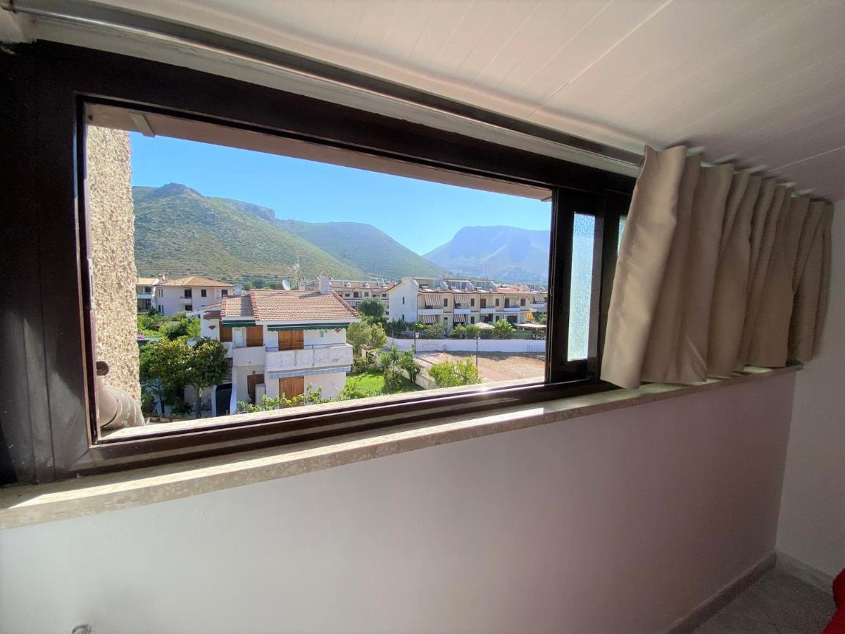Holidaycasa Francis - Loft Con Vista Mare Apartment *
